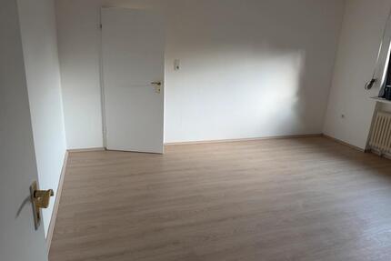 Wohnung zu vermieten - 900,00&nbsp;EUR Kaltmiete, ca.&nbsp; 84,00&nbsp;m&sup2; in Gnarrenburg (PLZ: 27442)