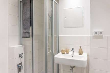 Wohnung zum Mieten in Chemnitz 255,00 € 45.91 m²