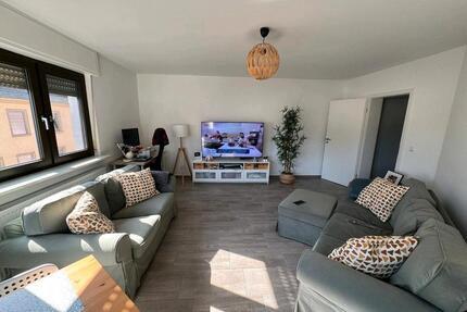 Helle sanierte 2-Zimmer-Wohnung in Zentrum vom Bruchsal ab 1.6.