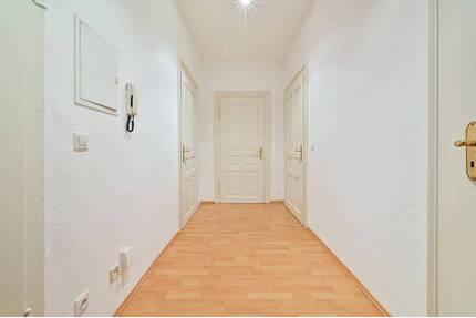Helle 3-Raum-Wohnung mit Balkon im denkmalgeschützten Haus auf dem Chemnitzer Sonnenberg