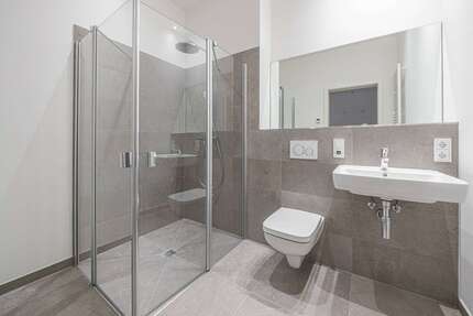 Wohnung zum Mieten in Chemnitz 913,50 € 91.35 m²