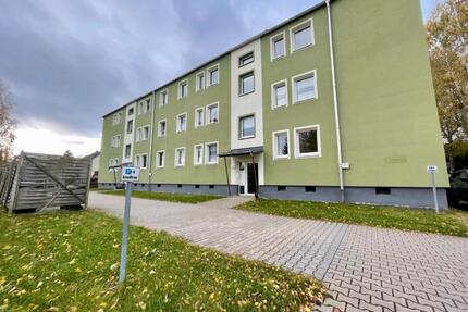 3 Raum Wohnung zum Selbstausbau gegen Kaltmietfrei - Grünhain-Beierfeld