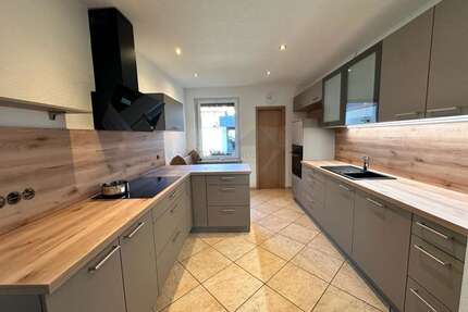 Wohnung zum Mieten in Zwickau 1.017,00 € 130 m²