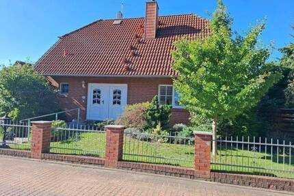 Schmuckes Klinker - Einfam.-Haus in Zerbst OT Nedlitz - Zerbst/Anhalt