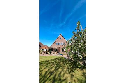 Einfamilienhaus mit Einliegerwohnung in Butjadingen