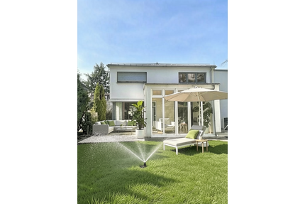 Haus zum Kaufen in Frankfurt 850.000,00 € 313.43 m²