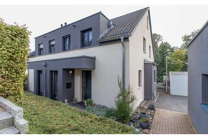 Haus zum Kaufen in Reinsdorf 289.000,00 € 112.12 m²