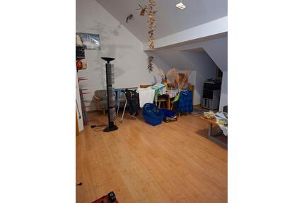 3 Zimmerwohnung - 750,00&nbsp;EUR Kaltmiete, ca.&nbsp; 75,00&nbsp;m&sup2; in Kirchweidach (PLZ: 84558)
