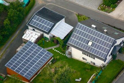 Einfamilienhaus mit Einliegerwohnung und PV Anlage zum Verkaufen - Malborn