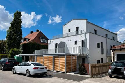 Möbliertes Penthouse Apartment - ruhige & zentrale Lage - KfW55 - Ingolstadt Nordost