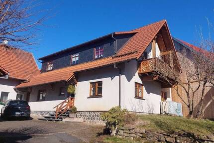 Neuer Kaufpreis !! Ideale Ferienwohnung: schöne 2-Zimmer-ETW mit Balkon + Gartenanteil in Hilders-Simmerhausen