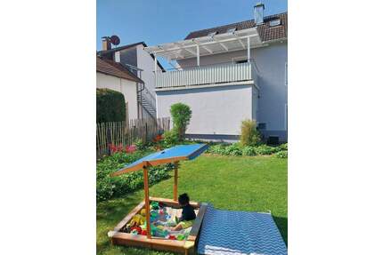 Doppelhaushälfte mit ca. 116 m² Wohnfläche und Dachterrasse in Reisbach