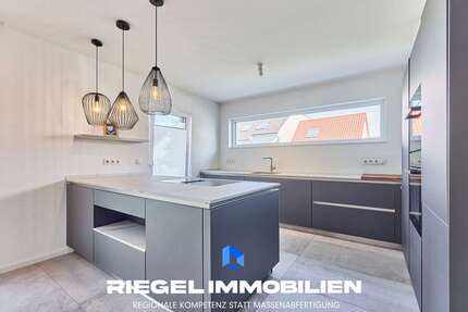 Haus zum Kaufen in Lingenfeld 712.000,00 € 150 m²