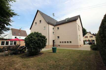 Haus zum Kaufen in Stadtbergen 1.100.000,00 € 311.42 m²