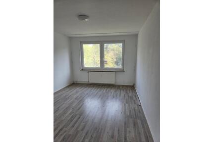 geräumige 4-Raum-Wohnung im ruhigen Havelberg mit Duschbad und Fenster