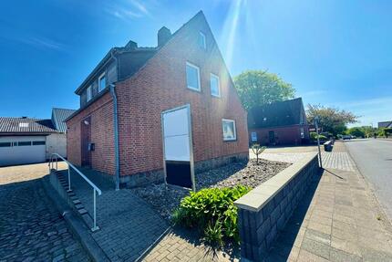 Bürohaus Büro in Husum (25813) – ca. 100 m² auf 2 Ebenen