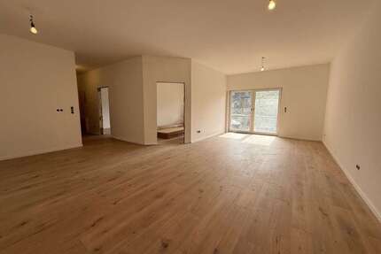 Wohnung zum Mieten in Niederkassel 1.150,00 € 77 m²