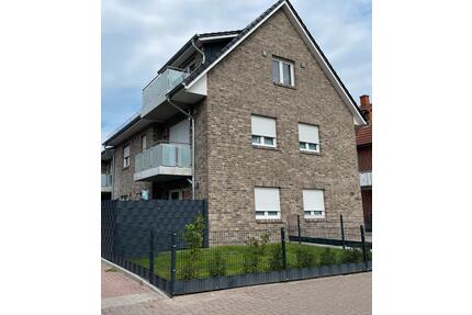 neuwertige 3 Zi Wohnung mit EBK&Balkon - Delmenhorst Deichhorst