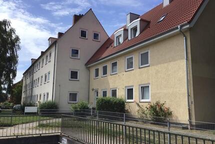 So macht wohnen Spaß: sanierte kleine 3-Zimmer-Wohnung, sofort anmietbar! - Lübeck Sankt Jürgen