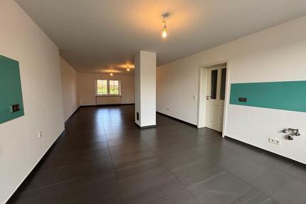 Erdgeschoßwohnung 115qm in Verl mit Wallbox zu vermieten