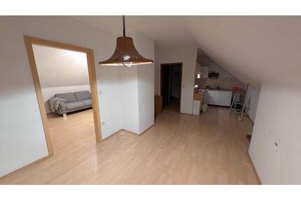 Schöne 2-Zimmer Dachgeschosswohnung in Hörgertshausen