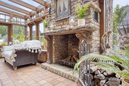 Haus zum Kaufen in Langenfeld 1.279.000,00 € 357.05 m²