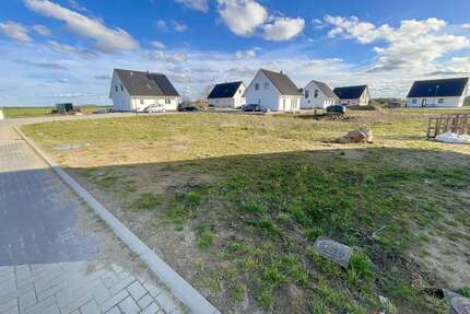 Grundstück zu verkaufen in Cammin 89.950,00 € 667 m²