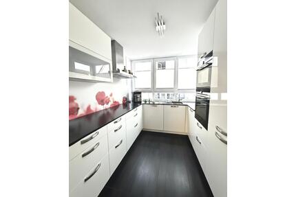 4-Zimmer-Wohnung mit Balkon in bester Lage von Korntal - Korntal-Münchingen