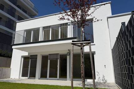 Familienglück im Grünen - Erstbezug mit Aussicht und Gemeinschaft - Bad Wildbad