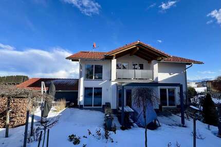 Haus zum Kaufen in Oy-Mittelberg 1.195.000,00 € 170 m²