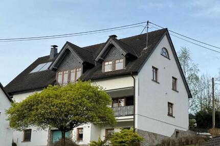 **Barrierefreie** Erdgeschosswohnung mit Loggia - Großmaischeid