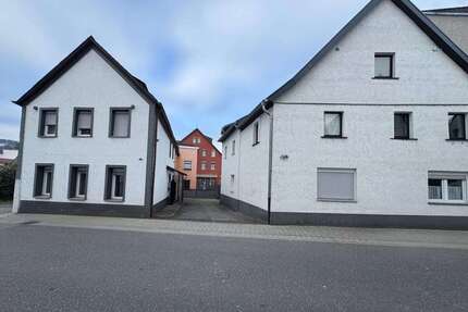 Haus zum Kaufen in Koblenz 1.499.000,00 € 550 m²