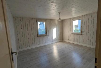 Wohnung mit 4 Zimmer zu vermietem - Weinstadt