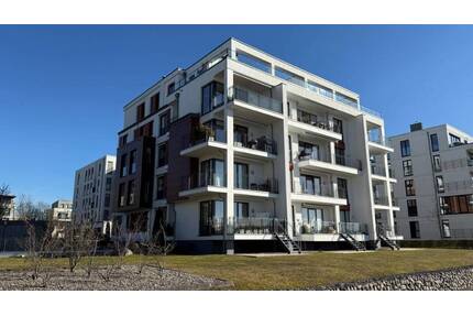 Exklusive 3 Zimmer-Wohnung 1. Reihe am Ziegelinnensee mit großem Balkon zu kaufen! - Schwerin Werdervorstadt