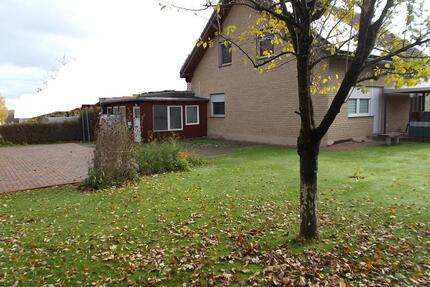 Massivhaus Bj1997 EFH Keller Garage PV-Anlage B.-Speicher Wallbox - Willebadessen