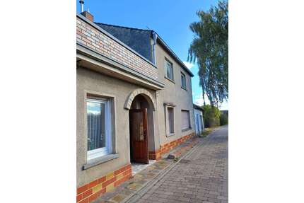 Haus zum Kaufen in Rheinsberg Flecken Zechlin 160.000,00 € 193 m²