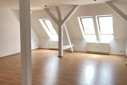+++ WG-geeignete exklusive Dachgeschoss-Wohnung in Top-Innenstadtlage +++ - Chemnitz