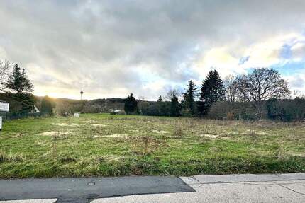 Wunderbares und großzügiges Baugrundstück in 52393 Hürtgenwald Gey