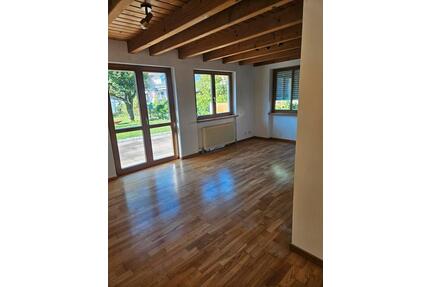 Haus zu vermieten - 1.950,00&nbsp;EUR Kaltmiete, ca.&nbsp; 149,00&nbsp;m&sup2; in Oberkirch (PLZ: 77704)