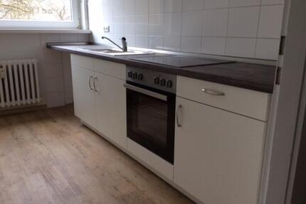 Verfügbar ab 01.07.26: Erdgeschoßwohnung mit Duschbad und Balkon - Melsdorf