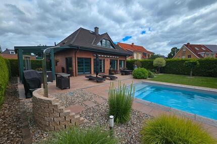 Einfamilienhaus (freistehend) - 810.000,00&nbsp;EUR Kaufpreis, ca.&nbsp; 156,00&nbsp;m&sup2; in Königs Wusterhausen (PLZ: 15711)