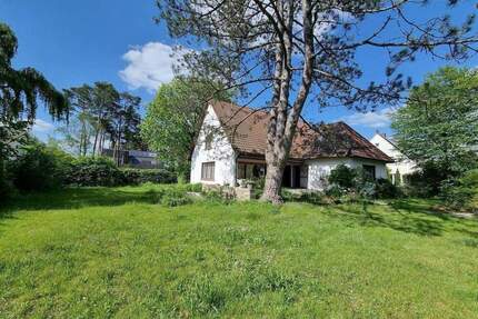 ruhig wohnen in bester Lage - 1.250.000,00&nbsp;EUR Kaufpreis, ca.&nbsp; 192,00&nbsp;m&sup2;&nbsp;Wohnfl&auml;che in Schwaig bei Nürnberg (PLZ: 90571)