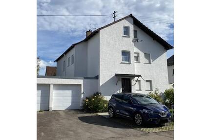 Charmante 1,5-Zimmer Wohnung, Haus modernisiert, in Leinfelden-Ec - Leinfelden-Echterdingen