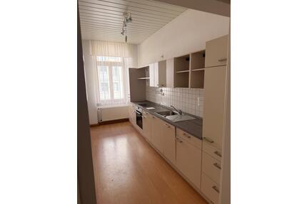 98qm Wohnung im Herzen von Plauen 3 Zimmer Bad Küche Einbauküche Balkon