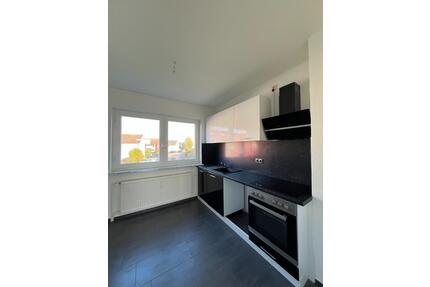 Am Stadtrand mit Garten zur Ruhe kommen – EG 3-Zimmer-Wohnung mit EBK - Wolfsburg Alt-Wolfsburg