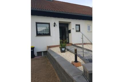 Haus in Niederlosheim - 193.000,00&nbsp;EUR Kaufpreis, ca.&nbsp; 100,00&nbsp;m&sup2; in Losheim am See (PLZ: 66679)