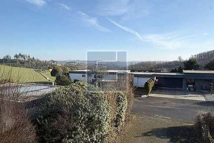 Haus zum Kaufen in Siegen 390.000,00 € 173.89 m²
