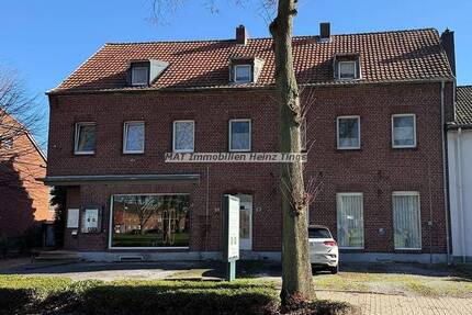 Wohn- u. Geschäftshaus mit Ladenlokal, Mietwohnungen plus moderner Eigentümer - Wohnung - Gangelt / Birgden