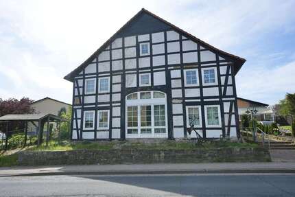 Haus zum Kaufen in Barsinghausen Egestorf am Deister 139.000,00 € 177.96 m² - Barsinghausen / Egestorf am Deister
