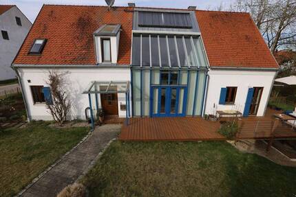 Traumhaftes Einfamilien-Architektenhaus mit riesiger Terrasse und großem Garten - Petershausen Sollern